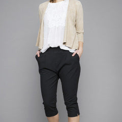 Jillian Capri Pant · Light Khaki