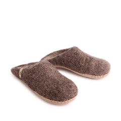 Slippers · Brown