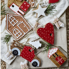 Biler i træ · Sæt af 2 stk.