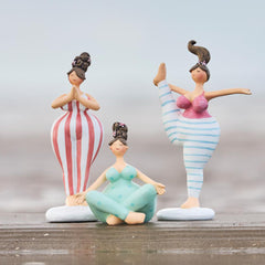 Damer i yoga positur