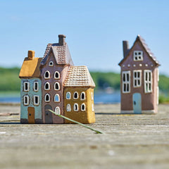 Hus til fyrfad · Aqua/brown/ocher